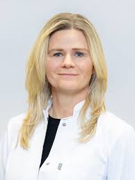 Ansprechpartner*innen