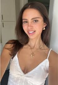 Olivia Bledsoe's Instagram, Twitter & Facebook