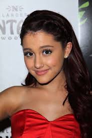 Ariana Grande editorial photo. Image of paul, grande