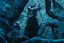 Angelina jolie a indéniablement créé une icône de cinéma. Malefique Angelina Jolie Incarne Une Reine Mi Ange Mi Demon