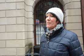 In the photo, maxwell is seen staring at the camera with a tray of food and two. Ghislaine Maxwell Losing Hair And Weight At Brooklyn Federal Jail New York Daily News