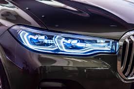 Latest bmw car price in malaysia in 2021, car buying guide, new bmw model with specs and review. Facts Figures Bmw X7 Xdrive40i Ckd Launched From Rm649k Autobuzz My