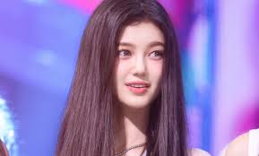 Profile of NJZ (NewJeans) Danielle (2025 Updated)