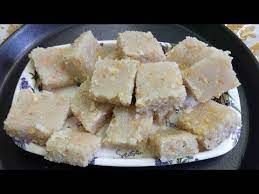 Basundi recipe in tamil / sweet recipes in tamil. à®¤ à®™ à®• à®¯ à®ªà®° à®ª Coconut Burfi In Tamil Burfi Recipe In Tamil Youtube Burfi Recipe Protein Bar Recipes Coconut Burfi