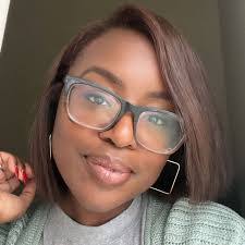 Lashanda Lewis's Instagram, Twitter & Facebook