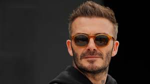 I tagli di tendenza per i capelli maschili della primavera estate 2022 sono naturali e selvaggi. Tagli Capelli Uomo Corti Sfumati I Piu Belli Da Copiare Vogue Italia