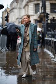 Black And White Looks Were Everywhere Over The Weekend At London Fashion Week London Street Style Winter London Fashion Week Street Style Fashion Week Street Style