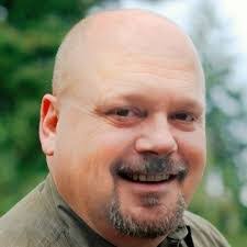 Tony Caster's Instagram, Twitter & Facebook