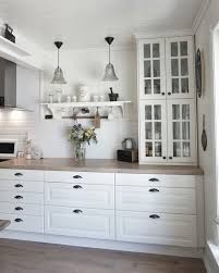 kuche landhausstil weiss ikea unique die besten 25 ikea kuche landhaus ideen auf pinterest ikea kitchen design home kitchens white kitchen design