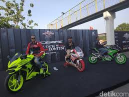 More about reviews this modifikasi motor cbr and gambar modifikasi honda cbr you can read this reviews. Ini Biaya Yang Dikeluarkan Modifikator Cbr Race Day