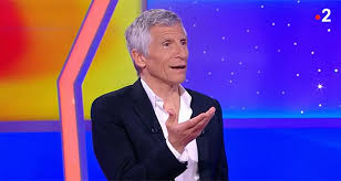 Laurence boccolini succédera donc à nagui qui a pris la décision en avril dernier de ne pas rempiler à la tête de tout le monde veut prendre sa place qu'il animait depuis 2006. Nagui Quitte Tout Le Monde Veut Prendre Sa Place La Fin Du Jeu De France 2 Toutelatele