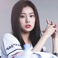 That Cutie Mole On Her Nose Izone Hyewonizone Cutie Beauty Nose