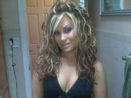 The traditional banana clip for hair is sort of a relic of the past but has made a recent comeback. Why Can T Mine Ever Look This Good Scrunched Hair Hair With Flair Hair Styles