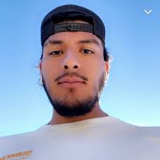 Alex Medrano (@AMedrano98)