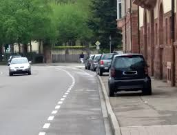 Stadt Lahr Gehwegparken In Lahr Kunftig Nur Noch Innerhalb Markierter Flachen Erlaubt