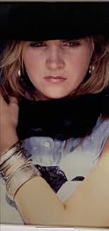 Thompson Twins lead singer stage presence