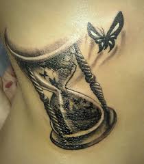 Sanduhr Tattoo Bedeutung Und Ideen Fur Die Gestaltung Sanduhr Tattoo Sanduhr Tattoo Bedeutung Tattoo Bedeutungen