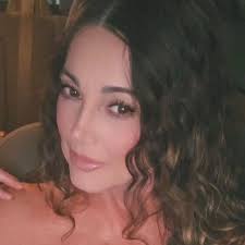 Olivia Dingle (@odingle06)