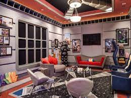 To make the engagement complete, every game room should be equipped with plush sofas and cozy recliners. Amazing Game Room Ideas