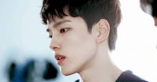 Member bts jungkook (kiri), aktor yeo jin goo (kanan) dikenal sebagai sahabat dekat. Yeo Jin Goo Explains Why He S Never Been In A Relationship Before Koreaboo
