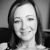 Colette Wright's Instagram, Twitter & Facebook