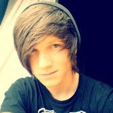 Alexis Zisakos (@AZisakos)