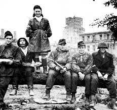 The city, which ceased to exist, only to rise like phoenix from the ashes. Powstanie Warszawskie Bylo Bohaterskim Zrywem I Jedna Z Najwiekszych Klesk W Historii Polski Polska Times