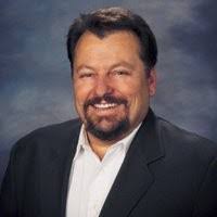 Robert Huntsinger's Instagram, Twitter & Facebook