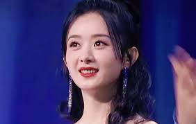 Phùng Thiệu Phong già xọm, Triệu Lệ Dĩnh 'lên hương' còn được khen khi nói  về chồng cũ