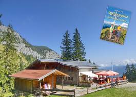 Het 9,95 km lange, vanuit brannenburg via de oostkant voerende traject omvat 7 tunnels, 8 galerijen en 12 bruggen. Eine Alm Unter Dem Wendelstein Die Mitteralm Samerberger Nachrichten