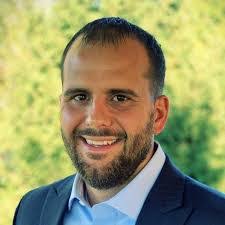 Jackie Farra's Instagram, Twitter & Facebook