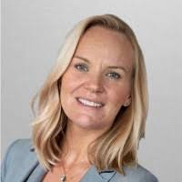 Jenn Lambert's Instagram, Twitter & Facebook