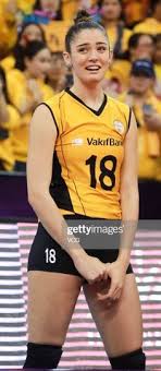 1 currently, she plays for vakıfbank istanbul and is a member of the turkey women's national volleyball team. Zehra Gunes Famousfix Com Post