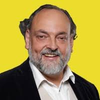 100+ perfiles de «Rischar»