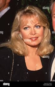 Donna Struthers's Instagram, Twitter & Facebook