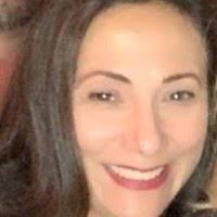 Raquel Hall's Instagram, Twitter & Facebook