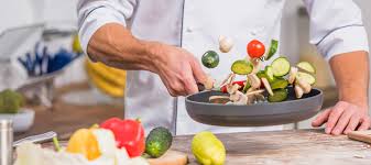 Gastronomi deyince akla genelde yiyecek ve içecek kültürünün bilime ve sanata dönüşmesi gelir. Dunyanin Gastronomi Ve Mutfak Sanatlari Alaninda En Iyi Okullari