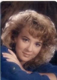 Dawn Fiore's Instagram, Twitter & Facebook