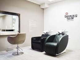 Arredamento parrucchieri si occupa di arredo per parrucchiere a 360 gradi, dal progetto del salone alla realizzazione dei mobili su misura per parrucchieri. Beauty Star Beautystar Twitter