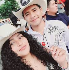 𝗟𝗘𝗡𝗧𝗘𝗦 𝗗𝗘 𝗖𝗢𝗡𝗧𝗔𝗖𝗧𝗢: Sentirá un confort duradero y  prolongado que tal vez creía que nunca conseguiría con unos lentes de  contacto, junto con las soluciones multipropósito adecuadas para ti.  ¡Obtenlos en nuestra