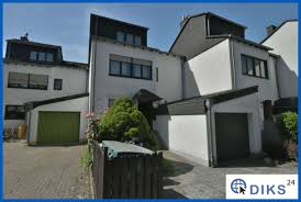 Wir, ein ehepaar ende 50 suchen ein haus zum tausch. Haus Kaufen In Niederkassel 8 Aktuelle Angebote Im 1a Immobilienmarkt De