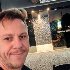 Andrew Schoon in people