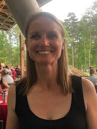 Miss Waznak (@misswaznak)