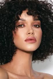 الدليل الكامل للعناية بـ الشعر الكيرلي فمن أهم النصائح لأفضل أقنعة الترطيب