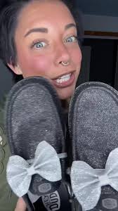 Hey Dude Wendy Bow Shimmer Loafers Lightweight Casual Shoes HEYDUDE Women's Wendy  Bow Shimmer Loafer