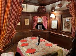 Eating at a Winstub - Eurometropolitan Office of Tourism, Leisure and  Congress of Strasbourg