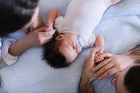 Langanhaltendes, intensives, unstillbares schreien.nach impfstoffgabe: Nebenwirkungen Bei Impfungen Beim Baby Kinderarzt Auf Praxiskind De