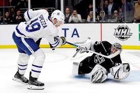 He has been married to jennifer snell since july 25, 2009. Jason Spezza Believes Rocky Season Will Benefit Young Maple Leafs Guelph News