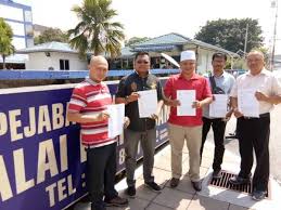 Pertandingan debat piala tun razak 2014 has 130 members. Debat Piala Tun Razak Lima Bapa Buat Laporan Polis