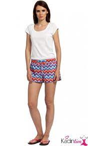 Lc Waikiki Geometrik Desenli Sort Modelleri Kadinlive Com Moda Stilleri Kadin Modasi Sort